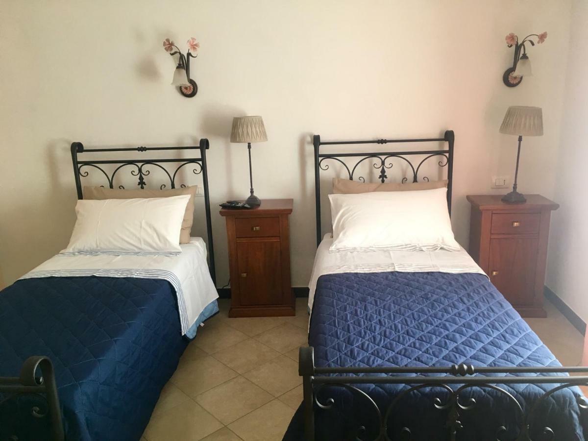 Agriturismo La Ferriera Pignone Eksteriør billede